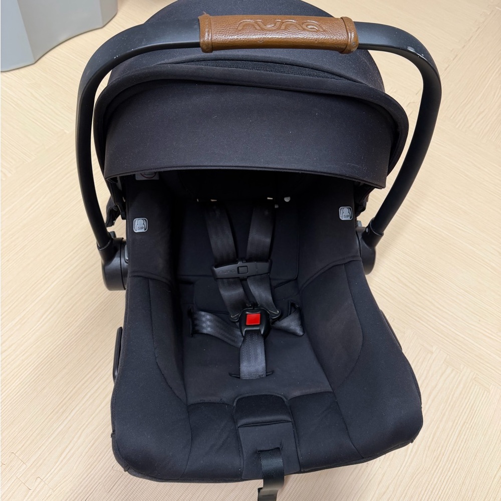 Black Infant Car Seat Nuna Pipa Lite RX 2021